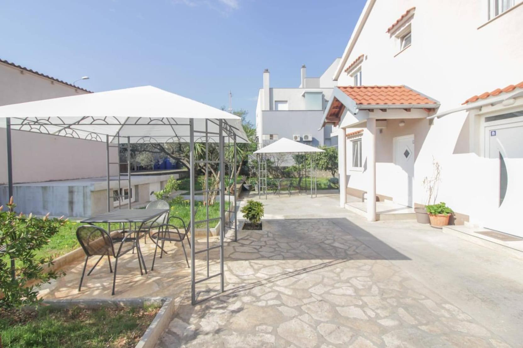 Apartamento Pool House Luka Zadar Exterior foto